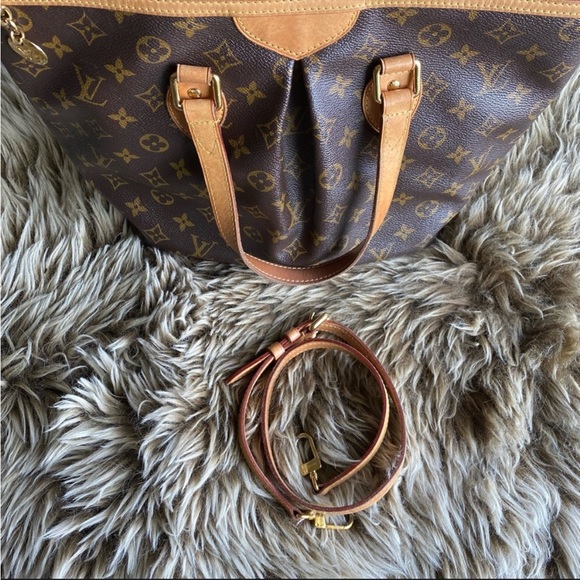 Louis Vuitton Monogram Polermo PM - Picture 13 of 15